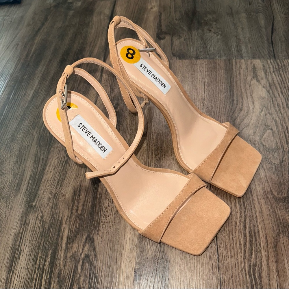 Steve Madden Tan Heels